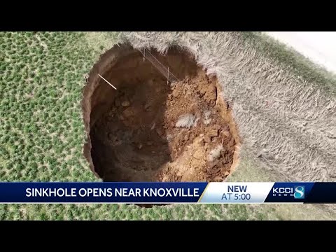 Drone video shows large sinkhole in Marion County