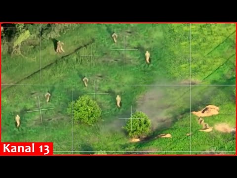 Russians fleeing without trousers – Drone stops Russians trying to change their clothes near Bakhmut