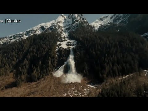 Moment of massive avalanche in British Columbia captured on drone camera